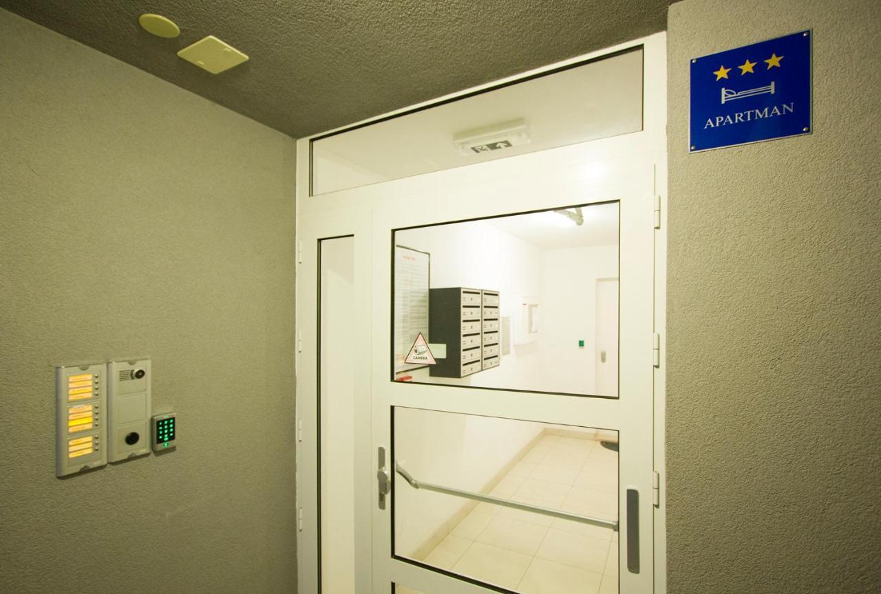 Apartment Luka Сплит Экстерьер фото