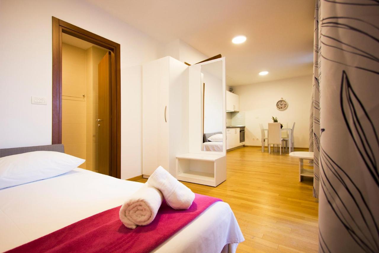 Apartment Luka Сплит Экстерьер фото