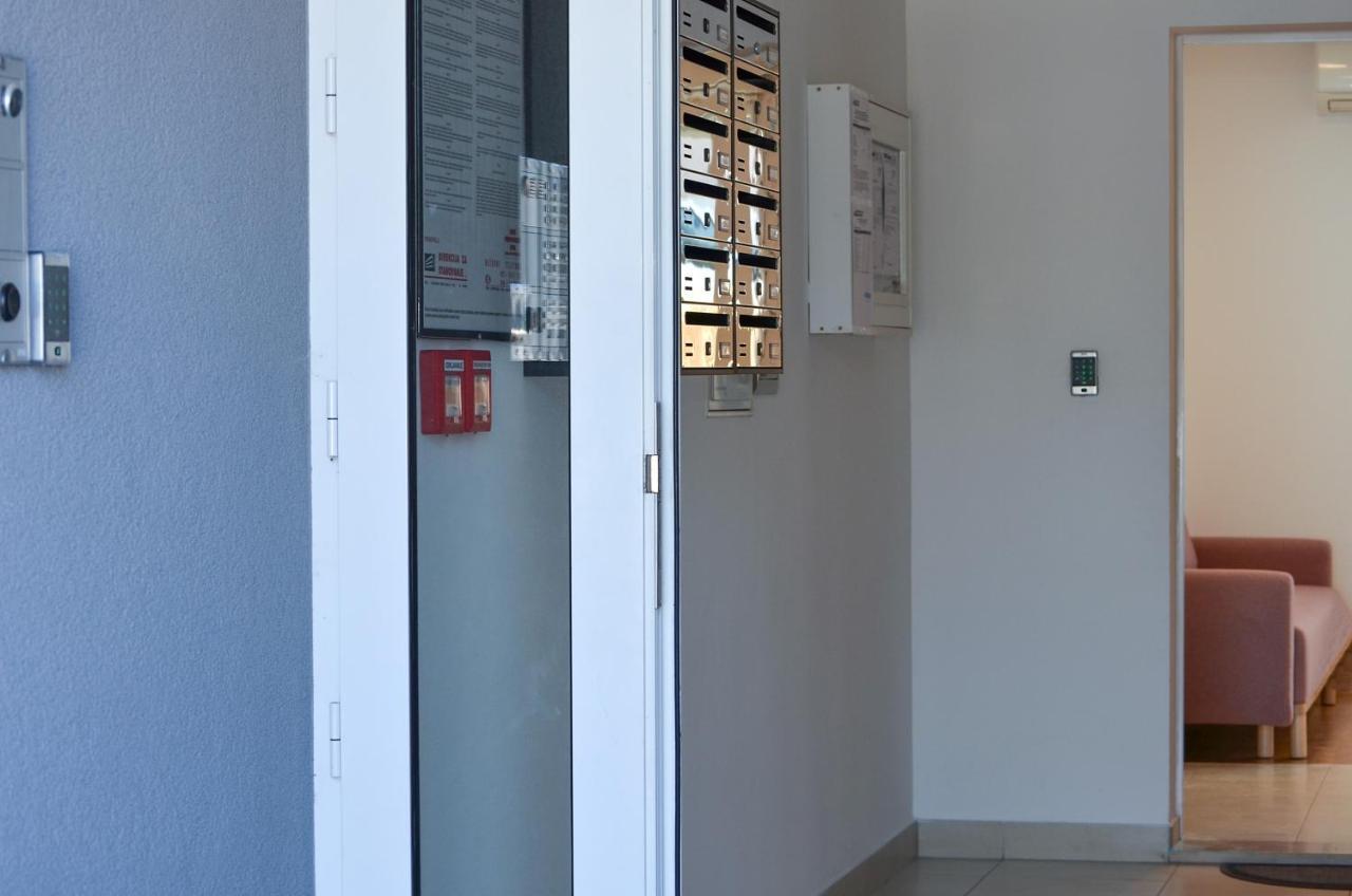 Apartment Luka Сплит Экстерьер фото